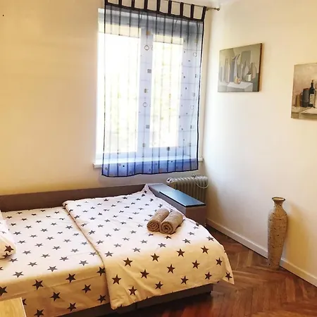 Gallery Апартаменты *